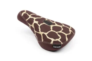 bsd seat safari 2020 oggiraffe 001 855eb0ed c3eb 43dc bd23 524e2f5a2e6e 900x900